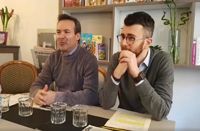 A sinistra il candidato a sindaco del Movimento cinque stelle David Monticelli e l'onorevole Paolo Giuliodori