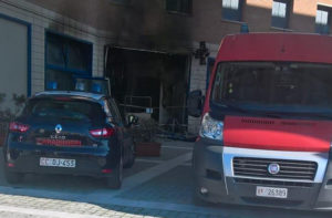 Vigili del fuoco e carabinieri al sopralluogo