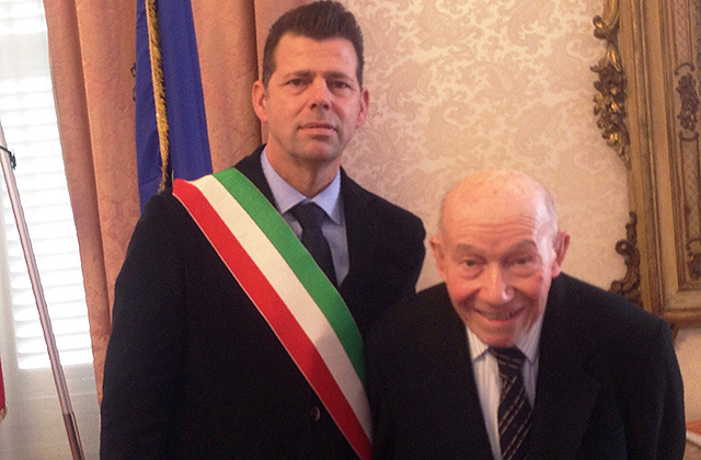 Guido Peroni nel 2015 assieme al sindaco Mangialardi