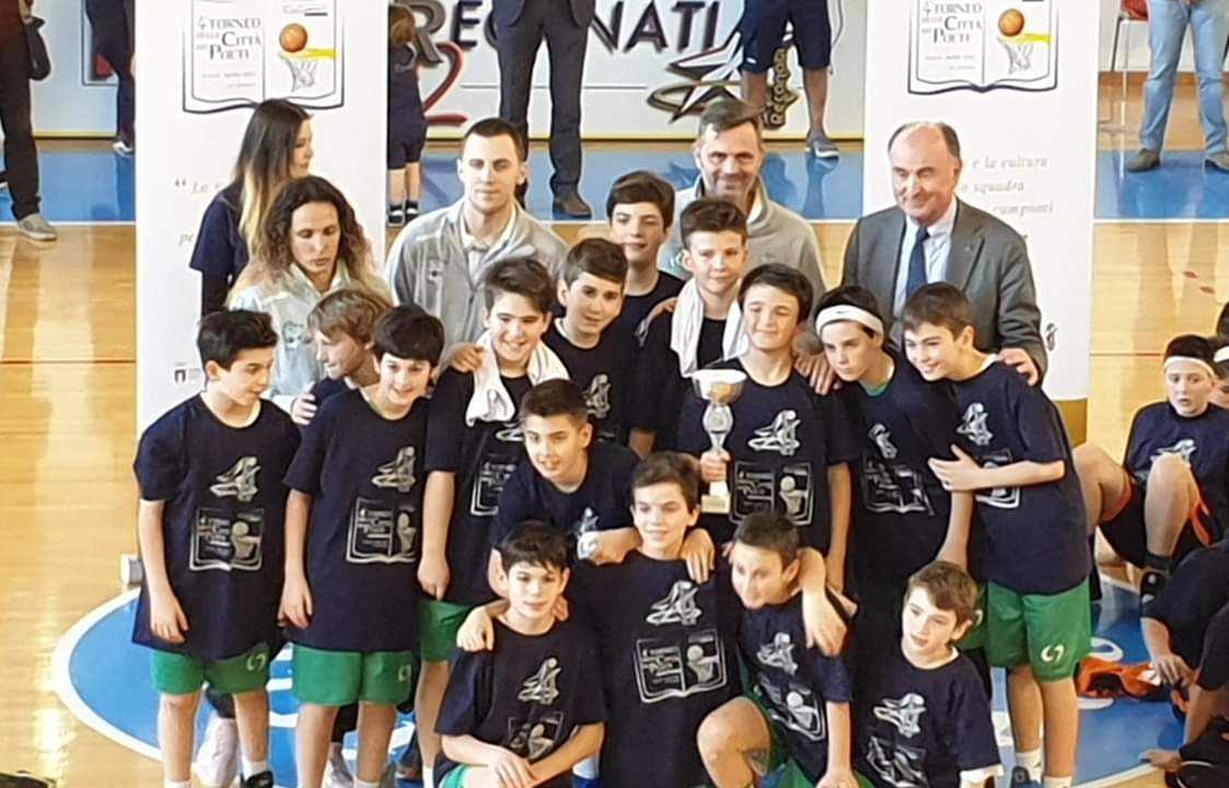 Torneo Citta dei Poeti, applausi per gli esordienti della Stamura Basket