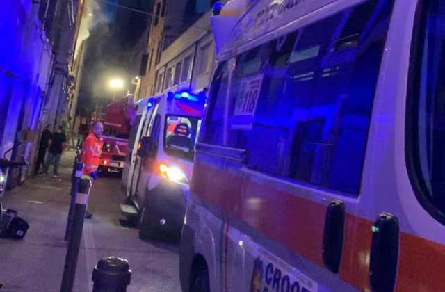 Ancona, incendio in via Magenta