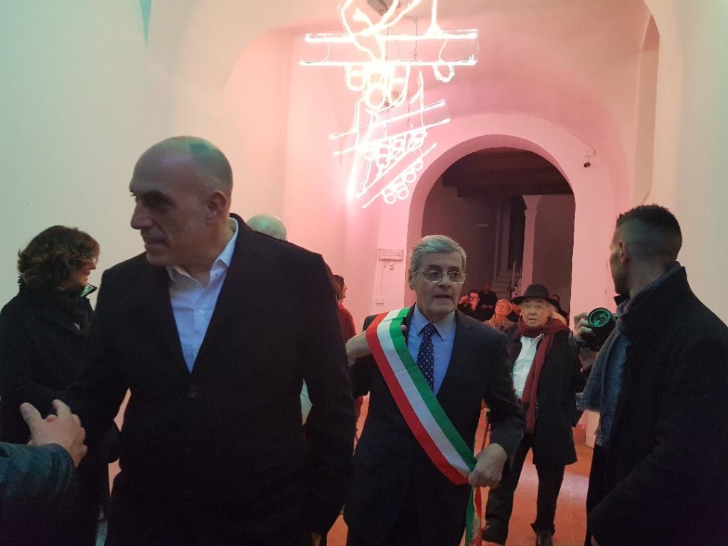 Il presidente di Elica Francesco Casoli e il sindaco di Serra San Quirico Tommaso Borri