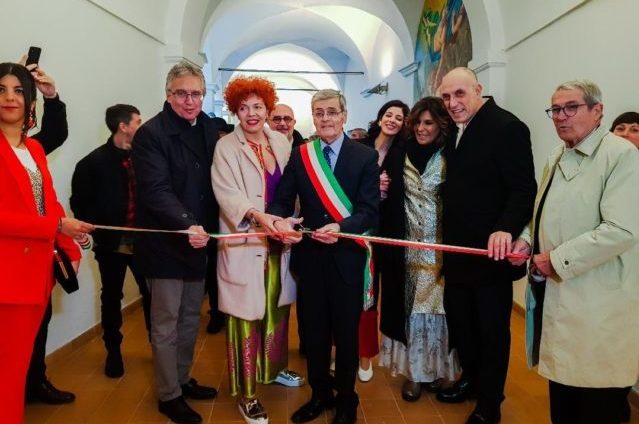 Fondazione Ermanno Casoli, taglio del nastro per il museo di arte contemporanea