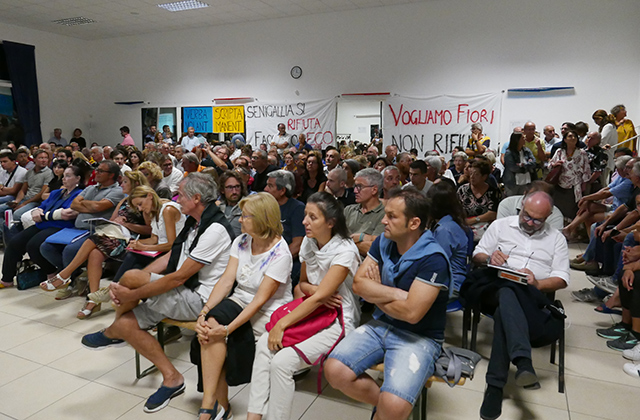 Molto partecipata l'assemblea sull'impianto per i rifiuti al Cesano di Senigallia