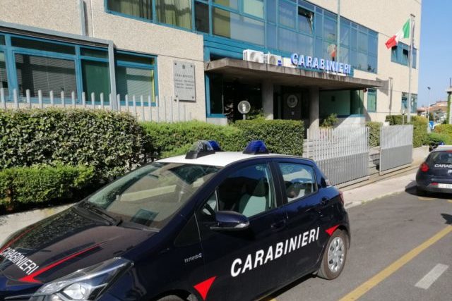 carabinieripesaro La stazione dei carabinieri di Pesaro