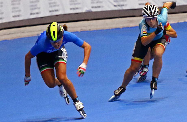 Linda Rossi in testa alla gara dei campionati europei di velocità a Pamplona 2019