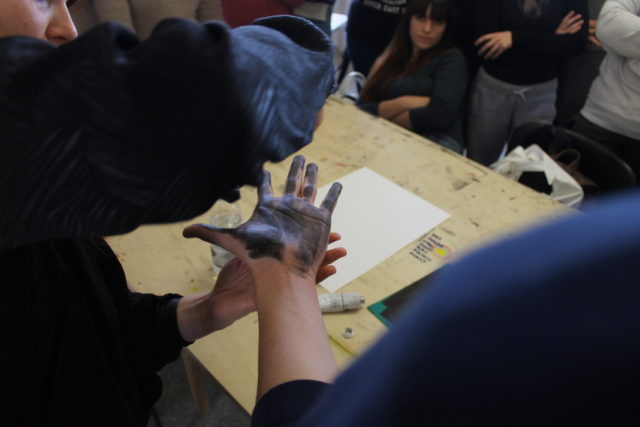 Hand, il workshop della Fondazione Ermanno Casoli sbarca a Milano