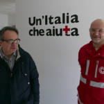 Il presidente della Croce Rossa di Senigallia Marco Mazzanti e il volontario Giancarlo Nori