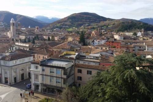 Natale a Fabriano all’insegna della tradizione, gita fuori porta a Perugia e sulla costa