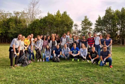 Giovani ecologisti in azione: il parco della Cittadella torna “pulito”