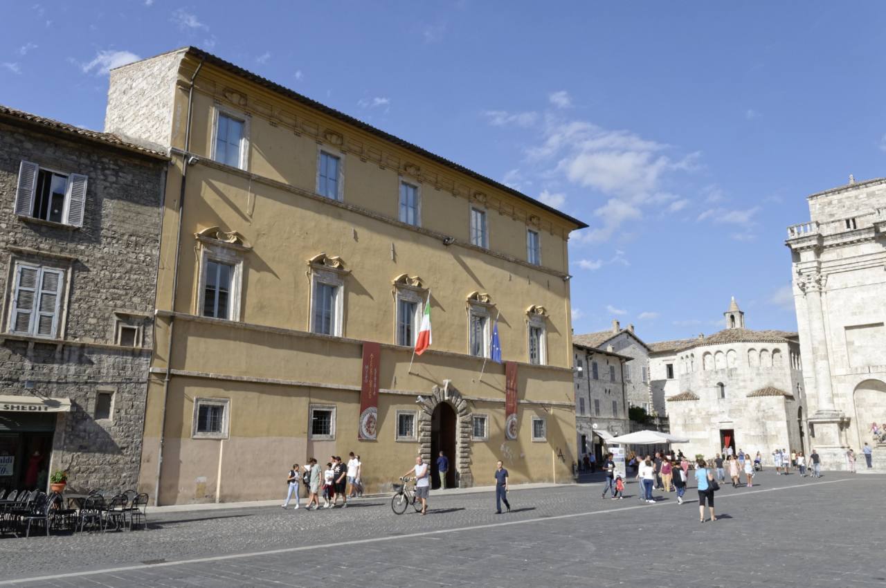 Palazzo Panichi ad Ascoli Piceno