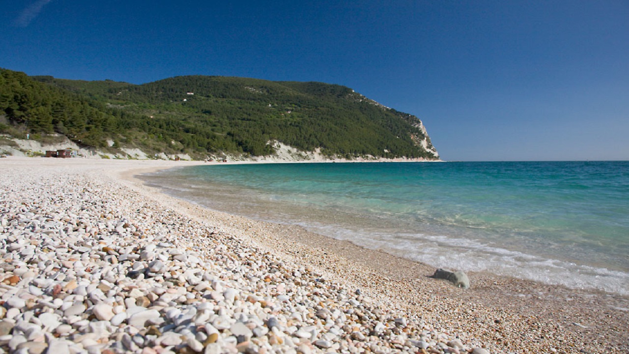 La spiaggia di San Michele a Sirolo