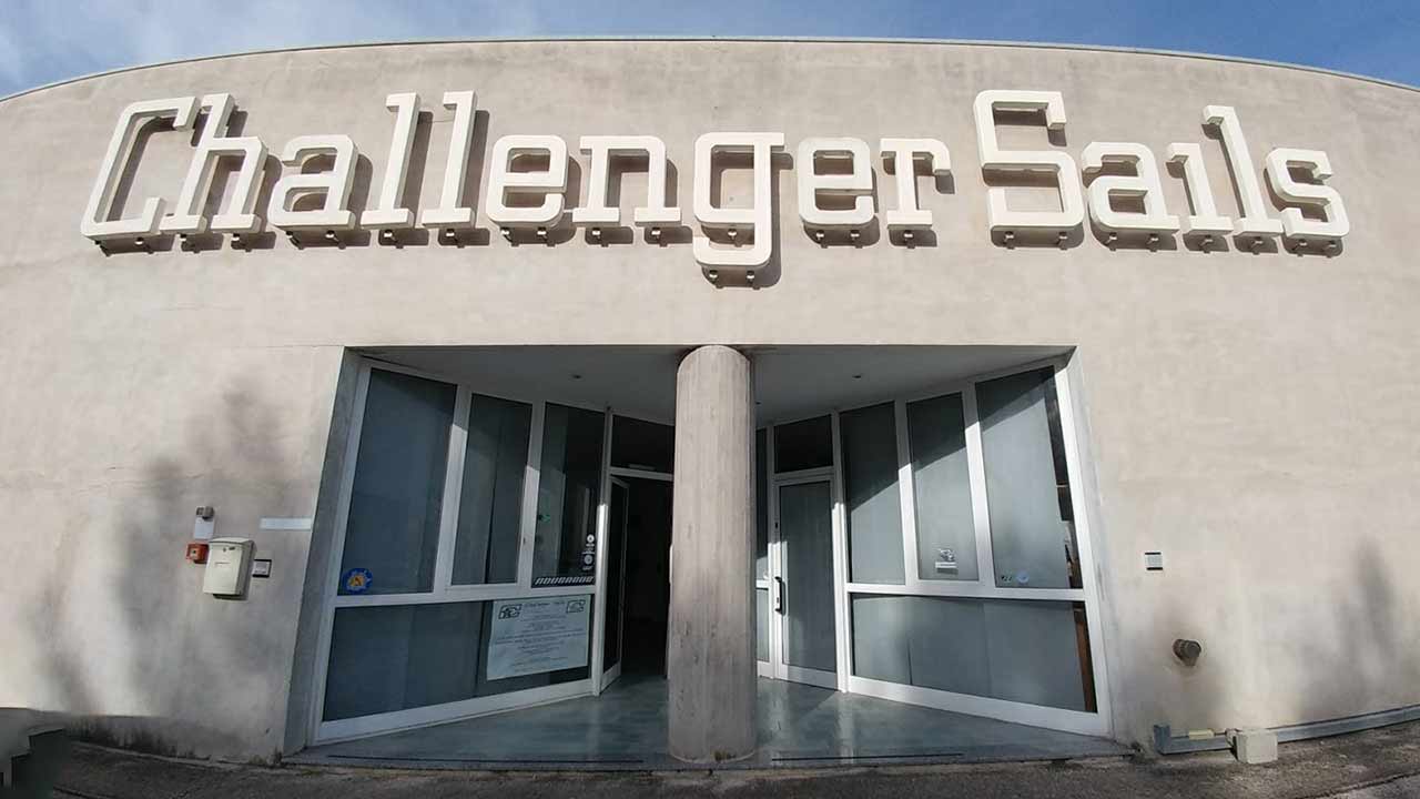 La veleria Challenger Sails di Senigallia