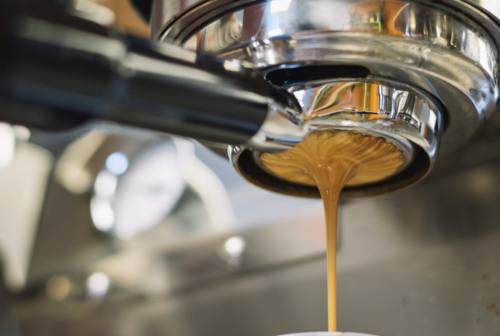 Caffè sempre più amaro per i marchigiani, ad Ascoli Piceno tazzina più cara del +16% in due anni, a Macerata +13,5%