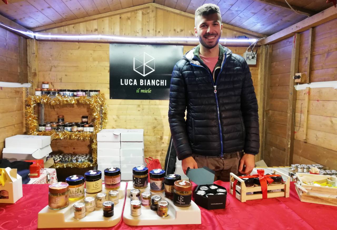 Luca Bianchi, apicoltore di Fabriano