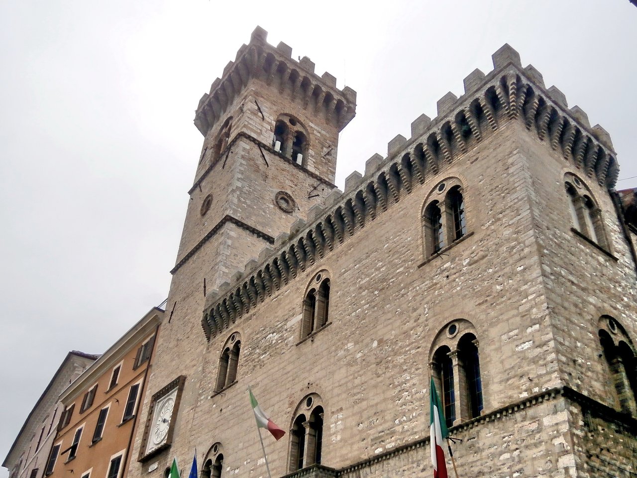 Palazzo dei priori ad Arcevia