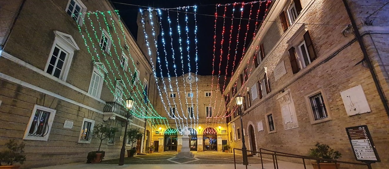 Le luminarie per il presidente