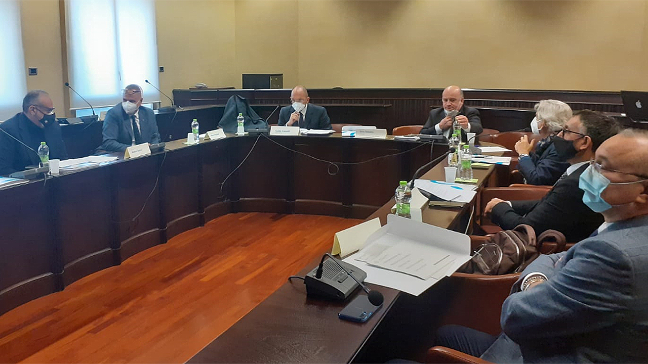 Presentato il bilancio preventivo 2021 della Camera di commercio delle Marche, alla presenza dell'assessore regionale Guido Castelli