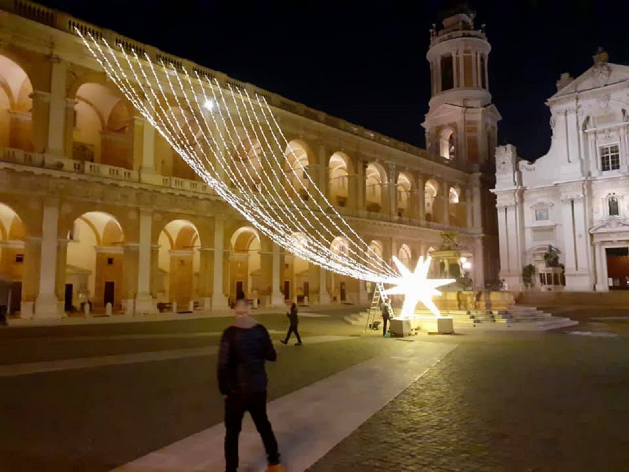 La piazza a Loreto