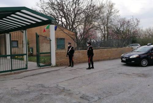 Ancona, furto di 12 pc a scuola: erano per la didattica a distanza