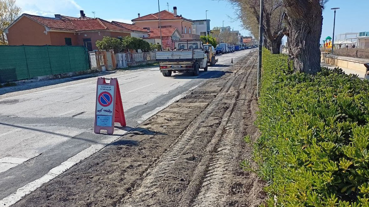 Lungomare Mameli, via ai lavori per la riqualificazione del litorale nord di Senigallia