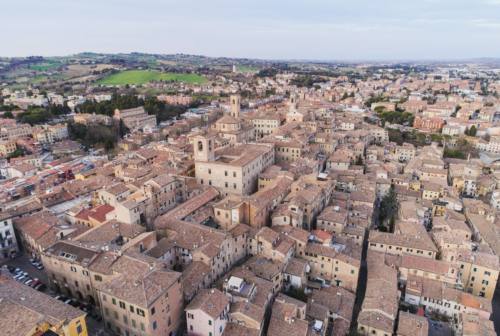 Cala la popolazione in Vallesina. E invecchia sempre di più