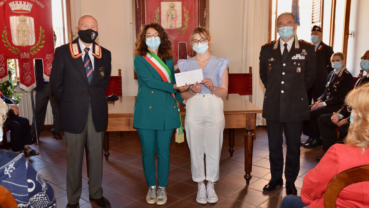 Svolta a Belvedere Ostrense la consegna delle borse di studio dedicate a Euro Tarsilli, il carabiniere ucciso in Toscana dalle Brigate Rosse