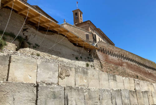 La Politecnica e l’università di Camerino aiuteranno Corinaldo a studiare le storiche mura