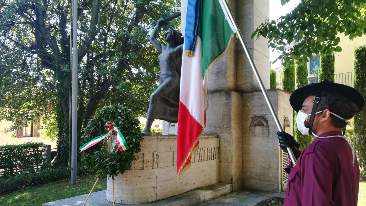 Il monumento a Corinaldo dedicato al Milite Ignoto