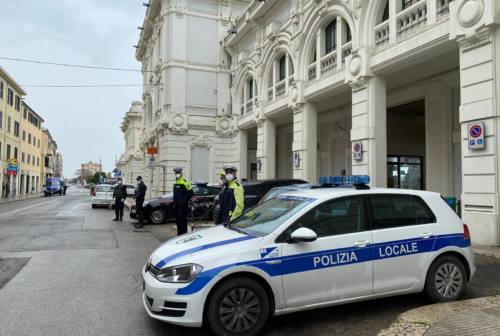 Polizia Locale di Falconara, notte di controlli: tre patenti ritirate per guida in stato di ebbrezza