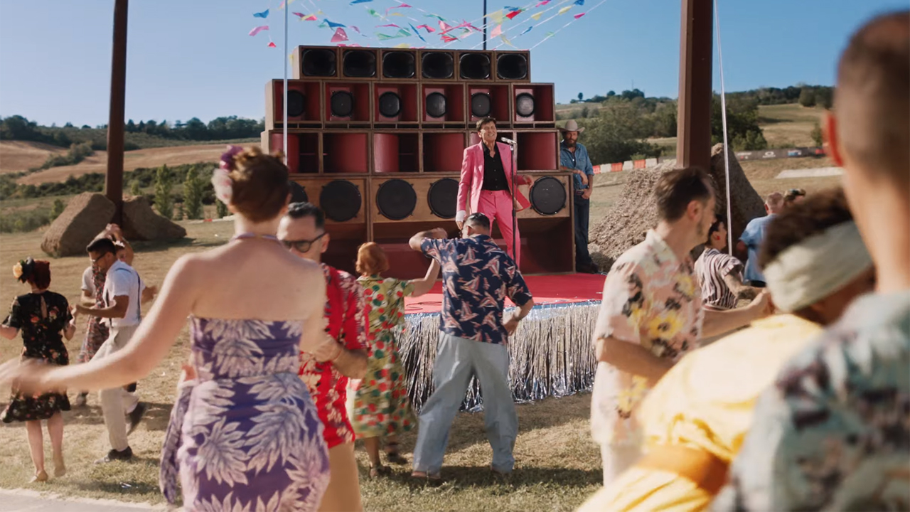 I ballerini del Summer Jamboree di Senigallia protagonisti nel video della canzone di Gianni Morandi "L'allegria"