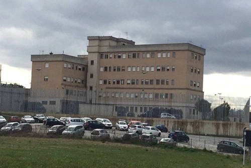 Focolaio Covid a Montacuto, chiuse due sezioni del carcere