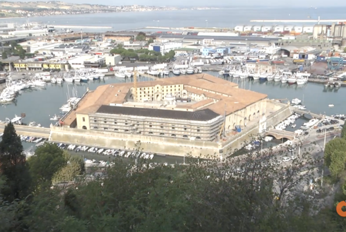 Ancona, raffica di malori: operaio 50enne di un cantiere navale portato a Torrette