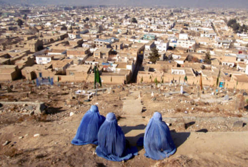 Amnesty Jesi per le donne in prima linea in Afghanistan e Iran
