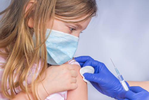 Influenza e Covid, la pediatra Guerrieri: «Anche quest’anno doppia circolazione virale». Vaccinazioni raccomandate