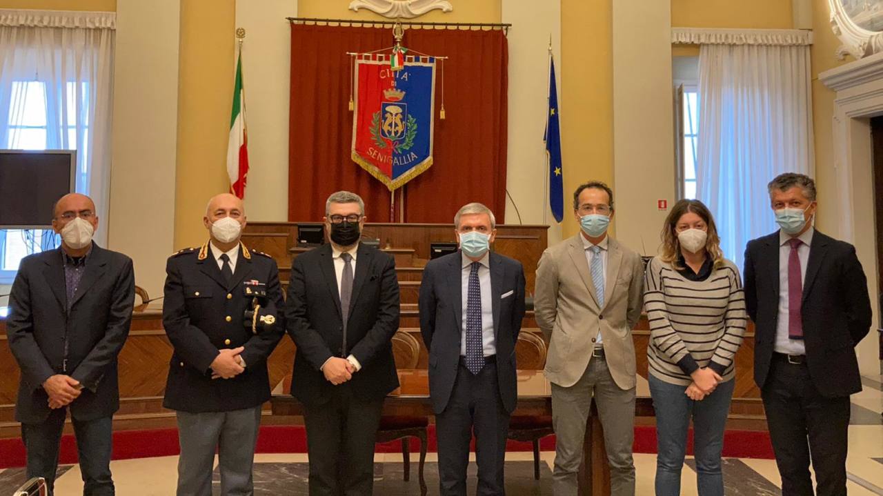La visita a Senigallia del nuovo questore di Ancona Cesare Capocasa, ricevuto dal sindaco Massimo Olivetti e da alcuni membri della giunta