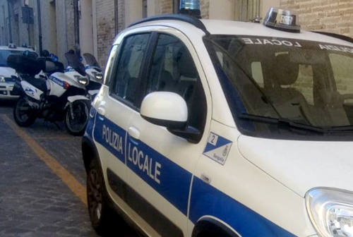 Scontro auto-furgone, tre feriti a Senigallia