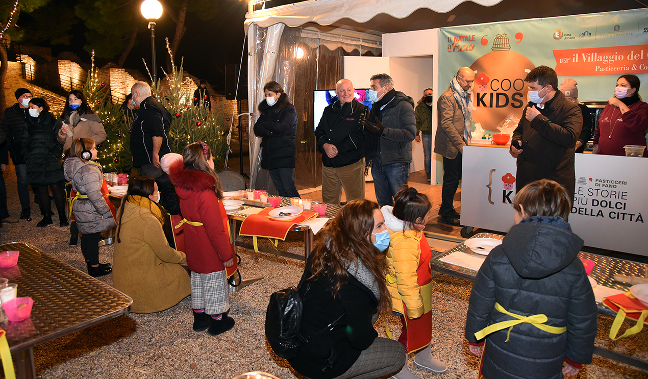 “Natale Più”: atmosfera magica per la prima domenica di festa