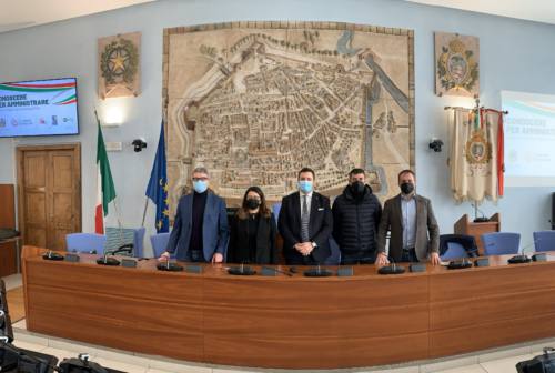 Pesaro, la sala consiliare rinnovata: «Più efficiente, tecnologica e accessibile per i cittadini»