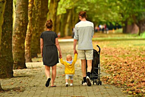 Congedi parentali, dal Family Act più parità e platea estesa