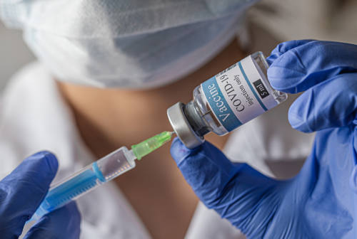 Vaccinazione anti-Covid ai nastri di partenza, nelle Marche arrivate quasi 20mila dosi contro le ultime varianti