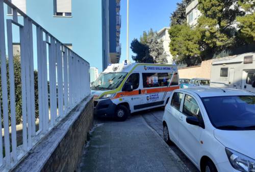 Ancona, tragedia in via Panoramica: crisi cardiaca in strada stronca un 77enne