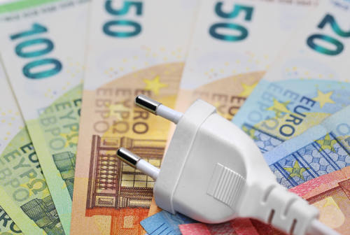 Costi energetici, le aziende marchigiane spenderanno 2,4 miliardi di euro in più
