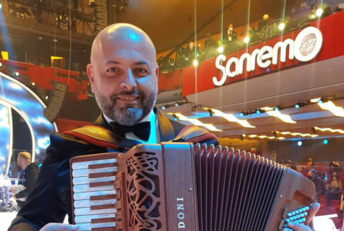 Sanremo, la fisarmonica di Castelfidardo conquista il Festival della canzone italiana