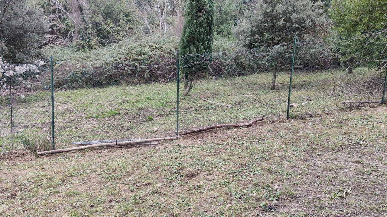 Ancona, le reti aggiustare al parco cani