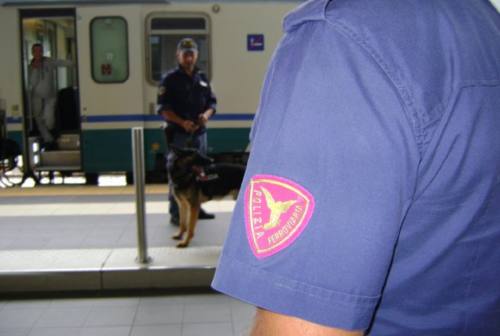 Pesaro, espulso dalla Polizia extracomunitario pregiudicato
