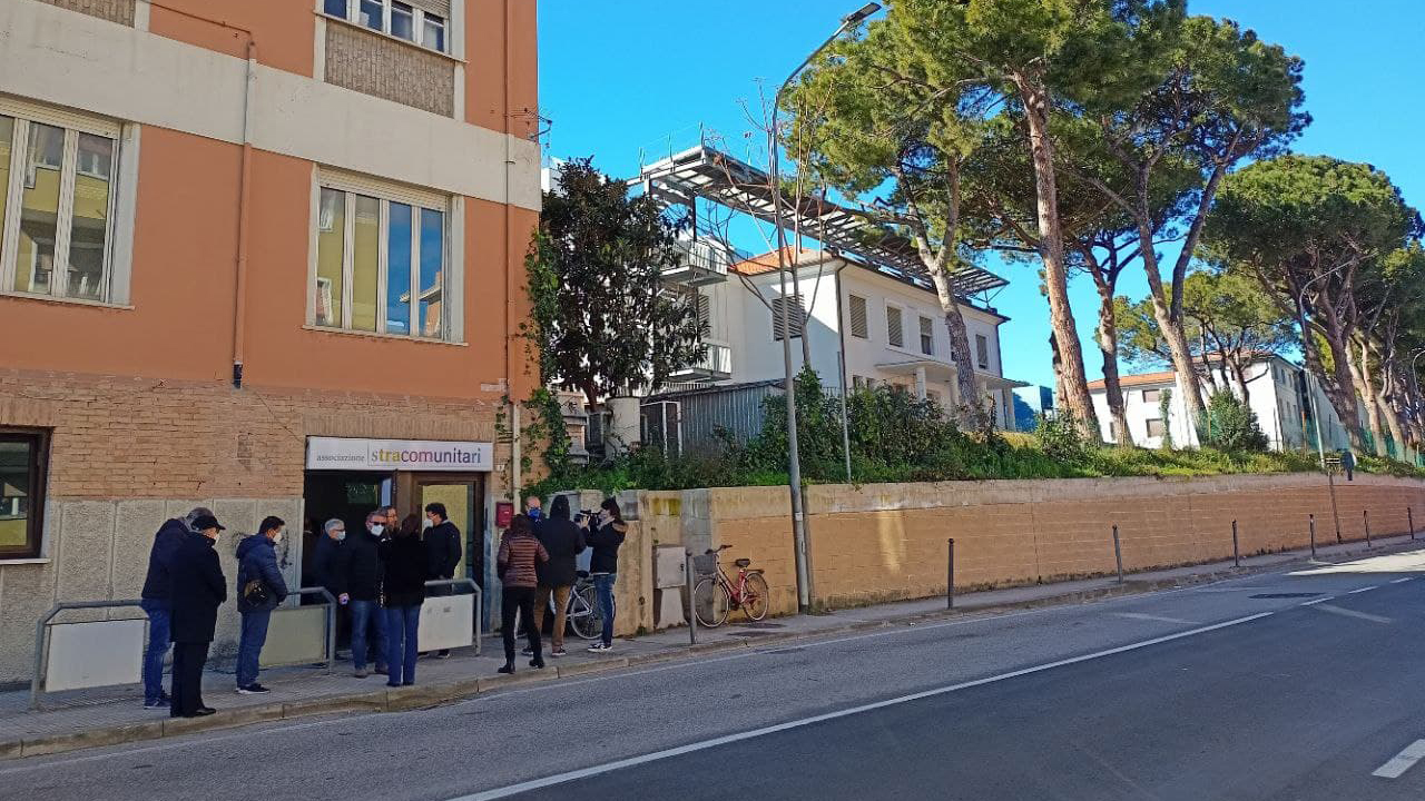 Nuova sede in via Cellini per l'associazione Stracomunitari di Senigallia