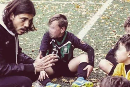 Gabicce, papà di un baby calciatore picchia l’allenatore della squadra avversaria. Il sindaco Pascuzzi: «Ingiustificabile atto di violenza»
