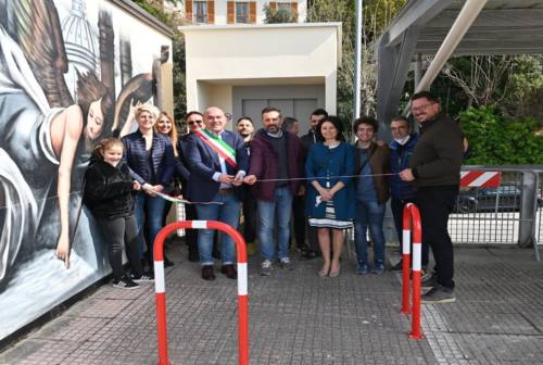 Osimo, inaugurato l’ascensore al maxiparcheggio: primo passo per abbattere le barriere architettoniche