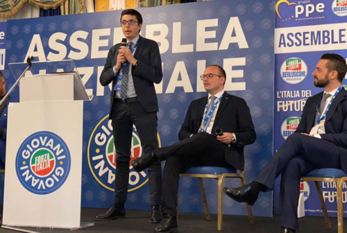 Redaelli all’assemblea nazionale Forza Italia: «Ho raccontato la mia esperienza in consiglio a Pesaro»